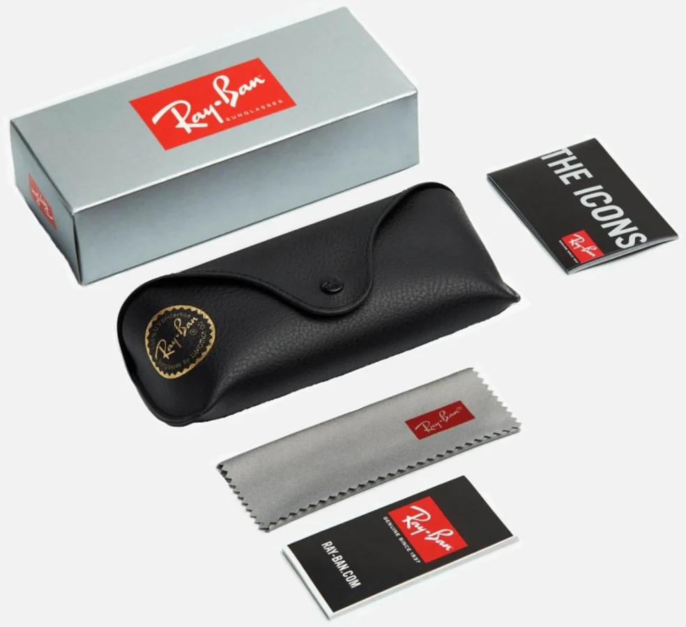Caja, estuche, paño y folletos que vienen con el modelo