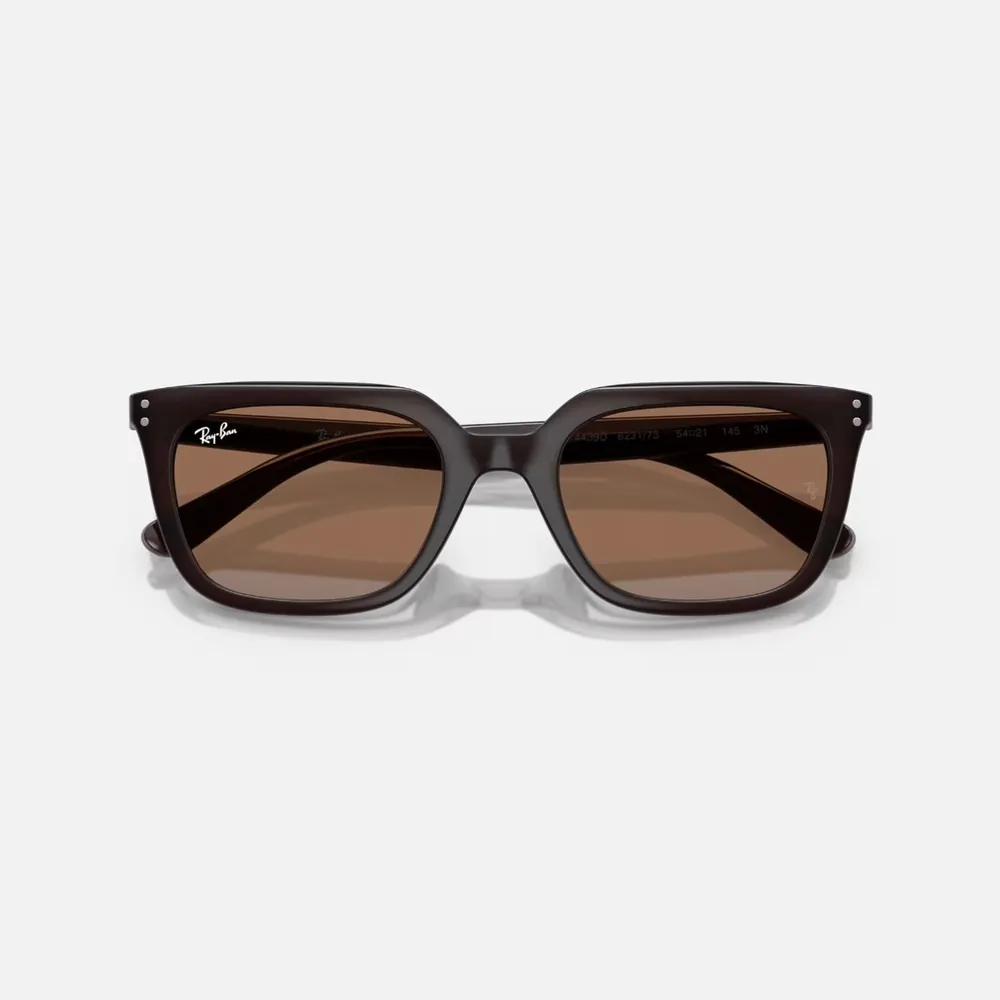 Highstrheet 4439D